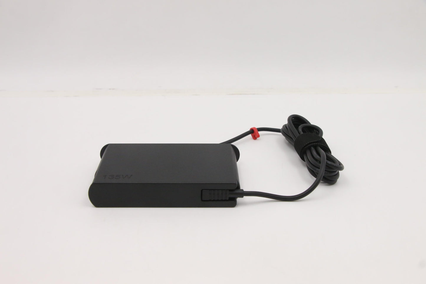 Lenovo - AC Adapter, Rectangle, 135W, 3-Prong, Black - 00HM688