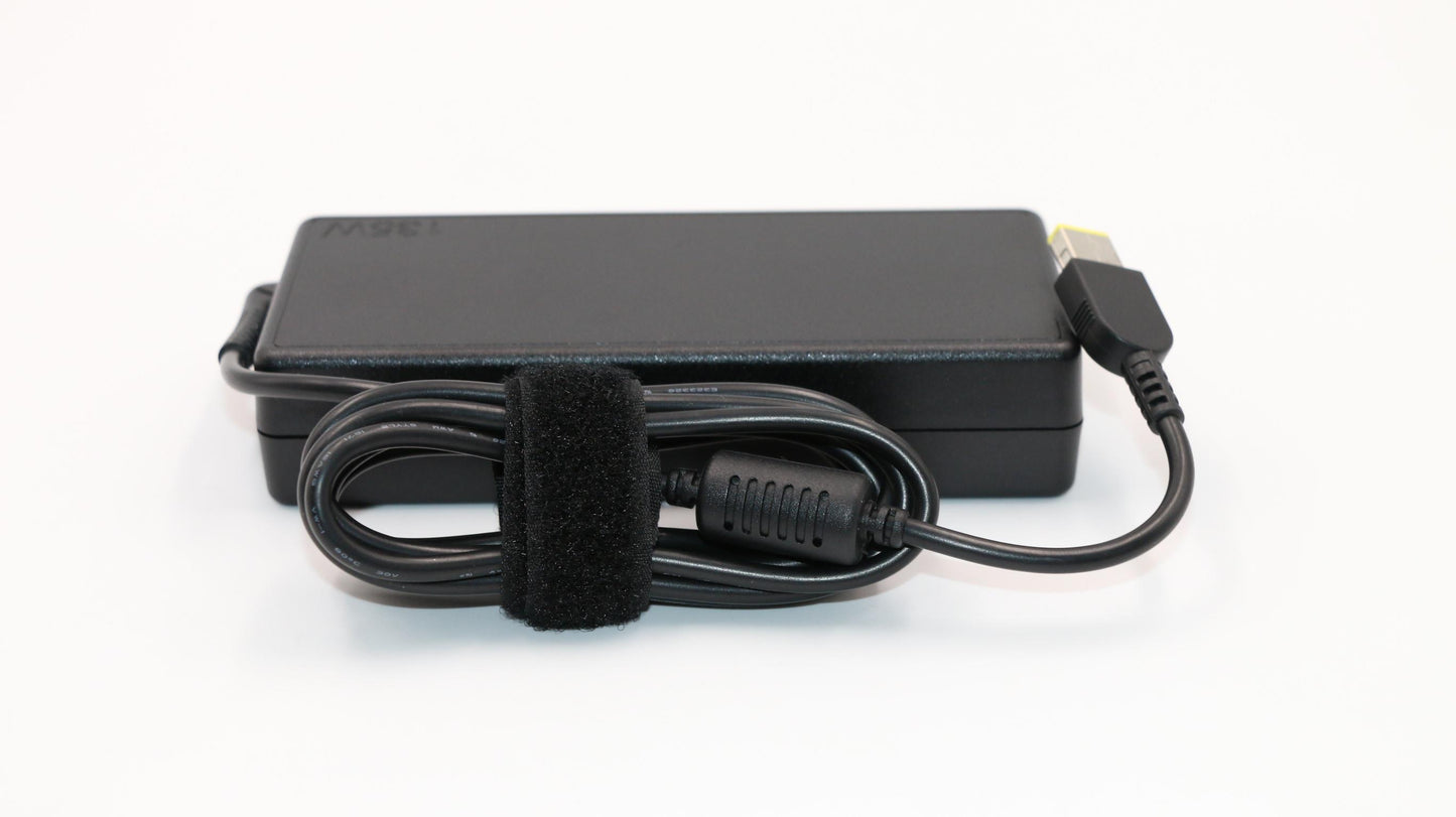 Lenovo Acadapter Acadapter135W100240V - 00PC762