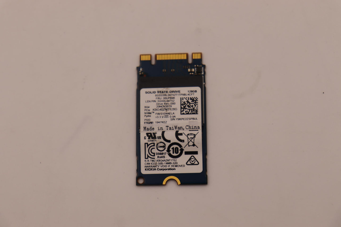 Lenovo 128GB SSD, M.2, 2242, PCIe 3x2, Toshiba - 00UP696