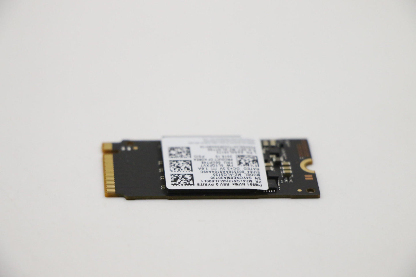 Lenovo 512GB SSD, M.2, 2242, PCIe Gen3 x4, Standard, Samsung - 00UP748