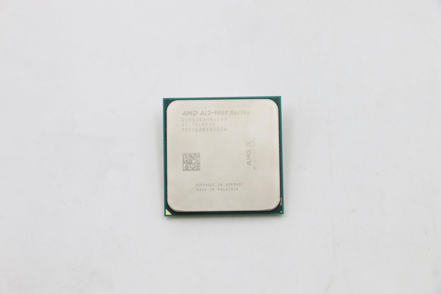Lenovo Processor, AMD PRO A12-9800, 3.8GHz, 4-Core, 65W, AM4 Socket - 01AG070
