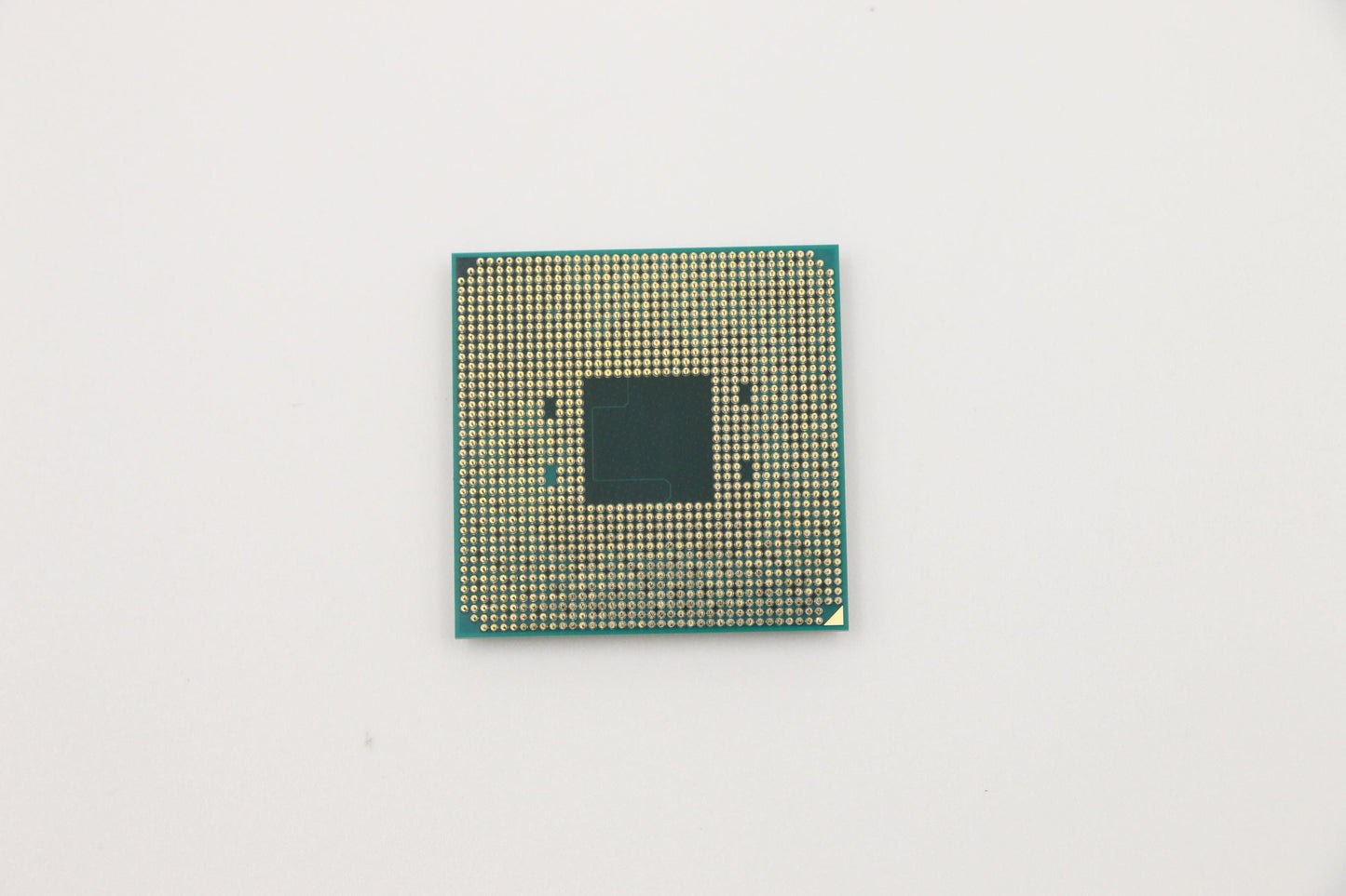 Lenovo AMD Ryzen 5 PRO 2400GE Processor 3.2GHz, 4-Core, 35W - 01AG269