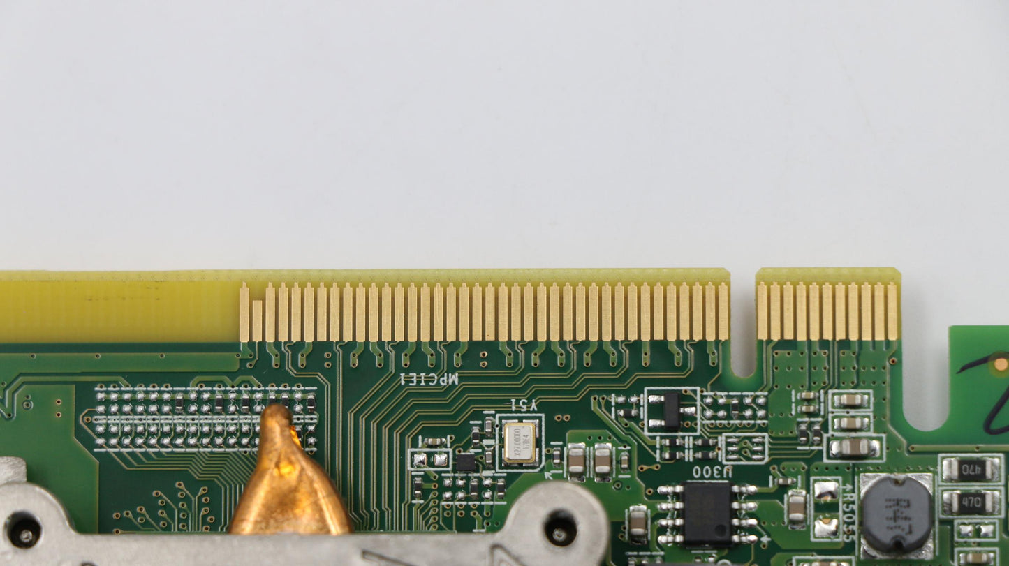 Lenovo Mgtx10808G/D5X/H/3*Dp/Dvi/B - 01AJ880