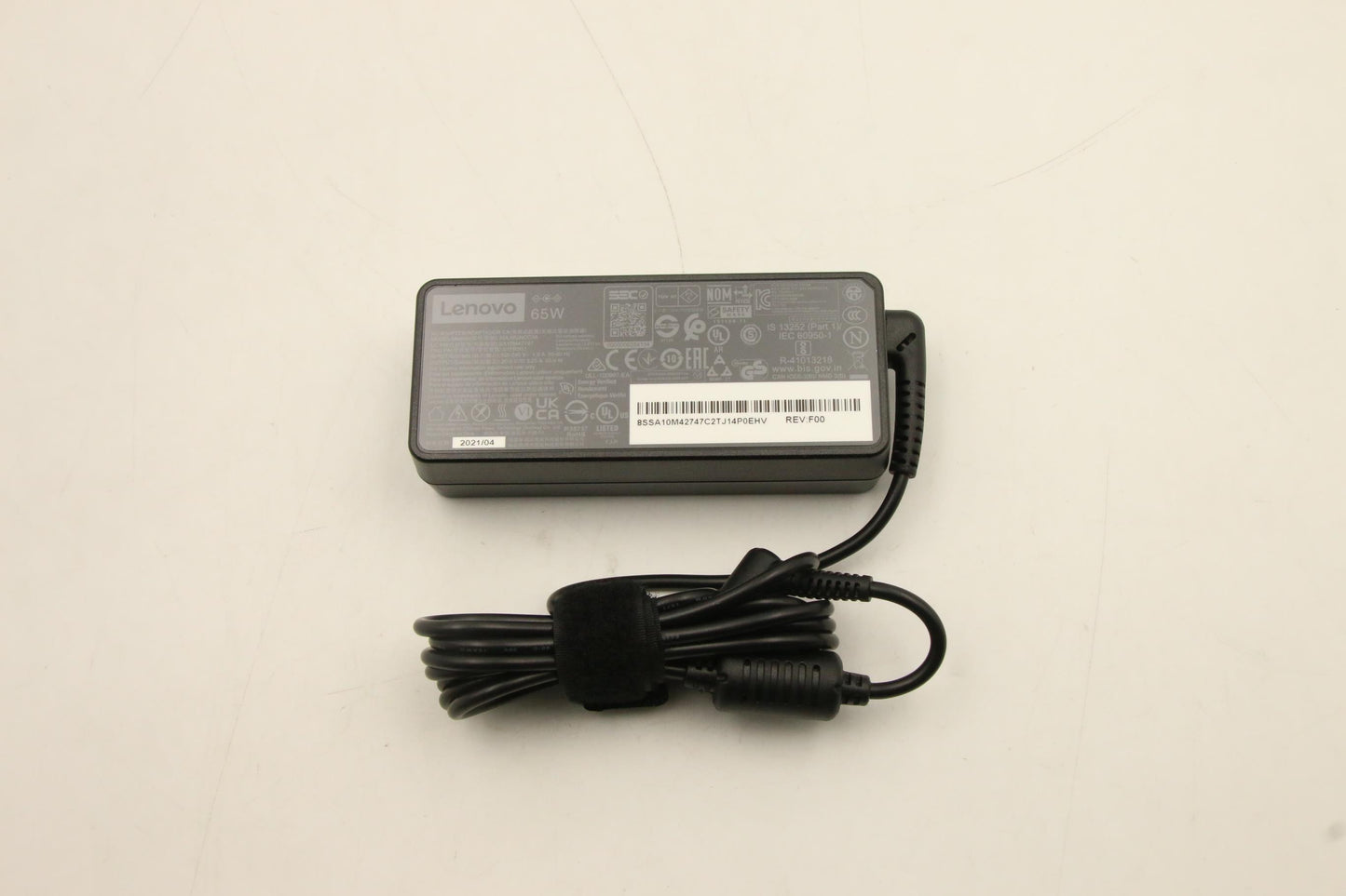 Lenovo 65W Round Power Adapter, Compact Design - 01FR051