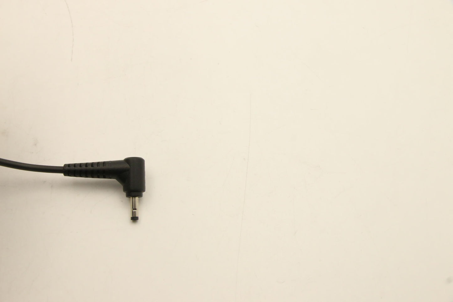 Lenovo Circular Adapter, 65W, 2P COO Black - 01FR145