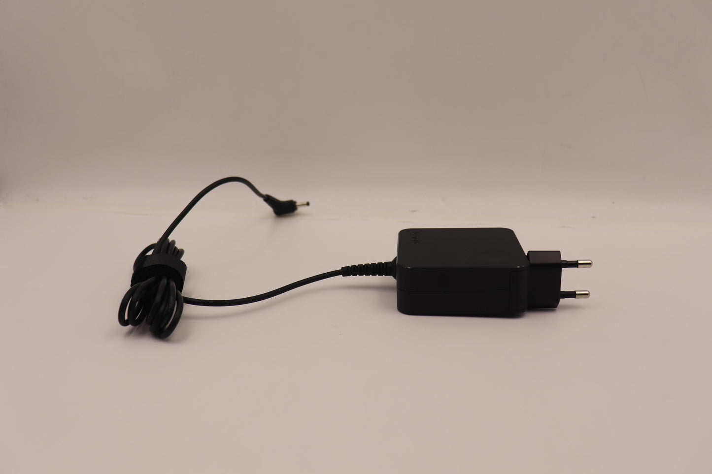 Lenovo 65W Circular AC Adapter, 2-Prong, COO, Black - 01FR148