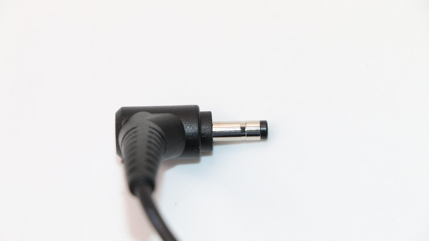 Lenovo - AC_ADAPTER, Round, 65W, 2P, COO, Black - 01FR157