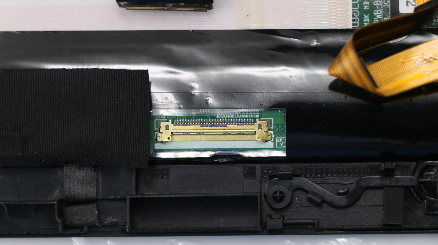 Lenovo 11.6-inch Touchscreen LCD - 04X0374