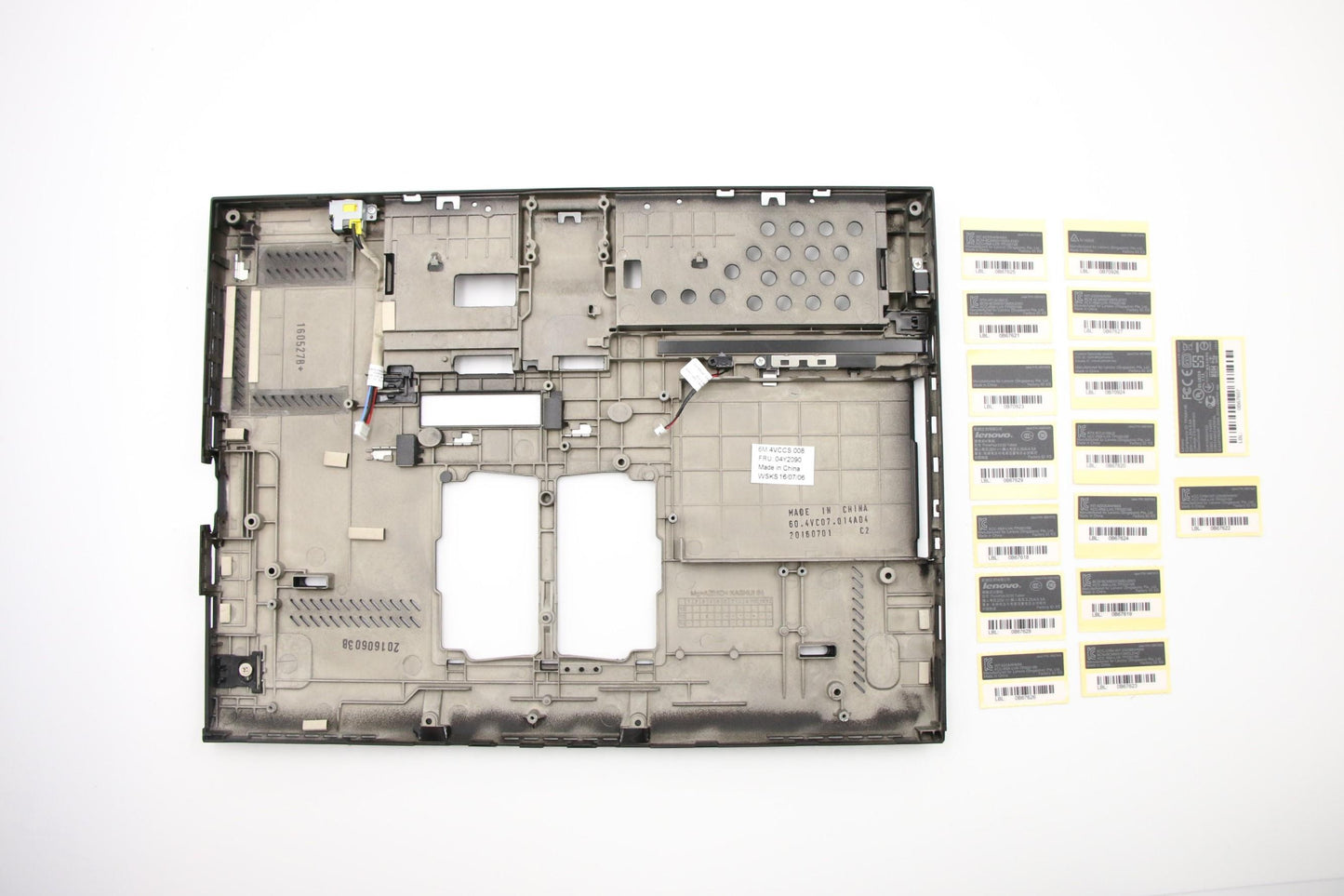 Lenovo Assembly Lower Case Wlabel - 04Y2090
