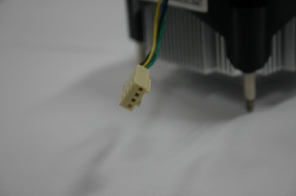 Lenovo Ts Cet5A62839B6 84W Cpu (R) - 31032050