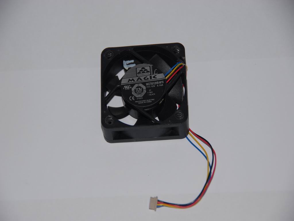 Lenovo Fan Tahiti Chassis - 31038816