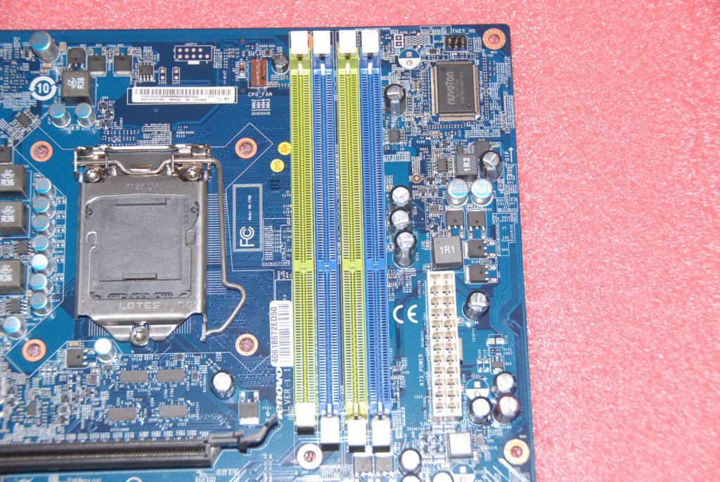 Lenovo Mb Mp67 Matx 1.0 Mb P67 - 11012789