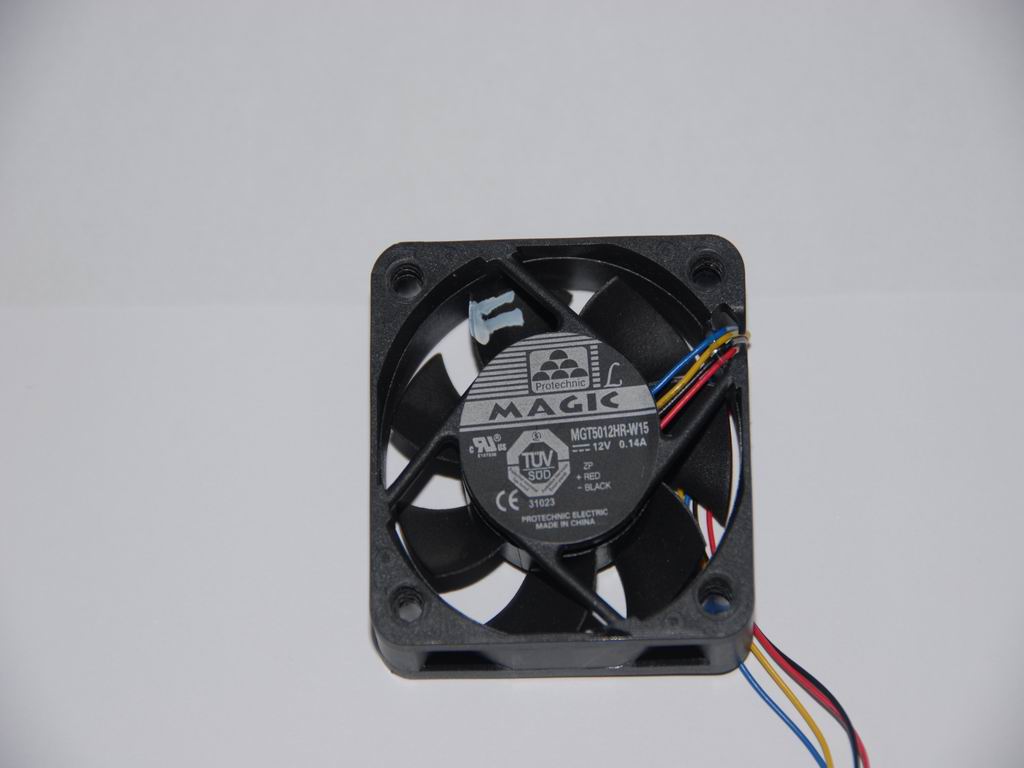 Lenovo Fan Tahiti Chassis - 31038816