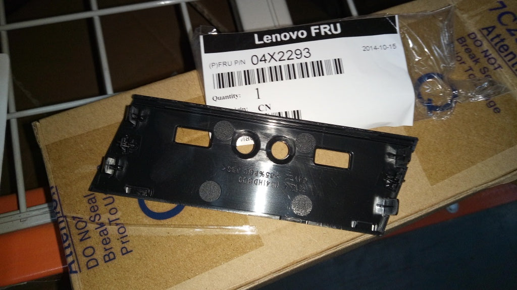 Lenovo Bz Bezels/Doors - 04X2293