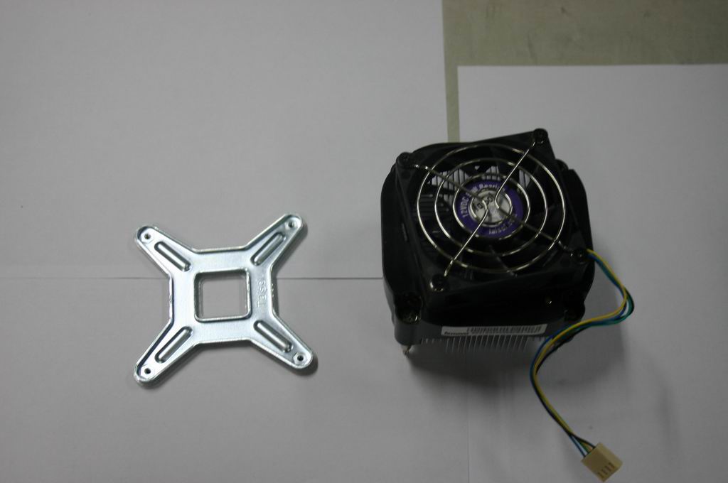 Lenovo Ts Cet5A62839B6 84W Cpu (R) - 31032050