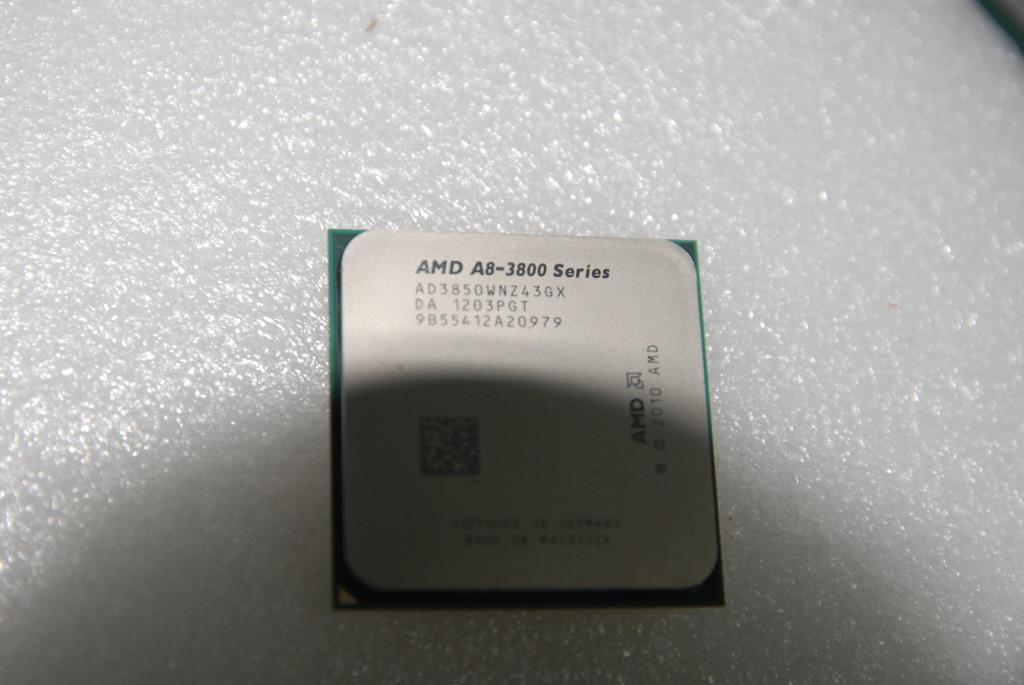 Lenovo Cpu Amd A8-3850 2.9/4/1866/Fm1 - 1100045