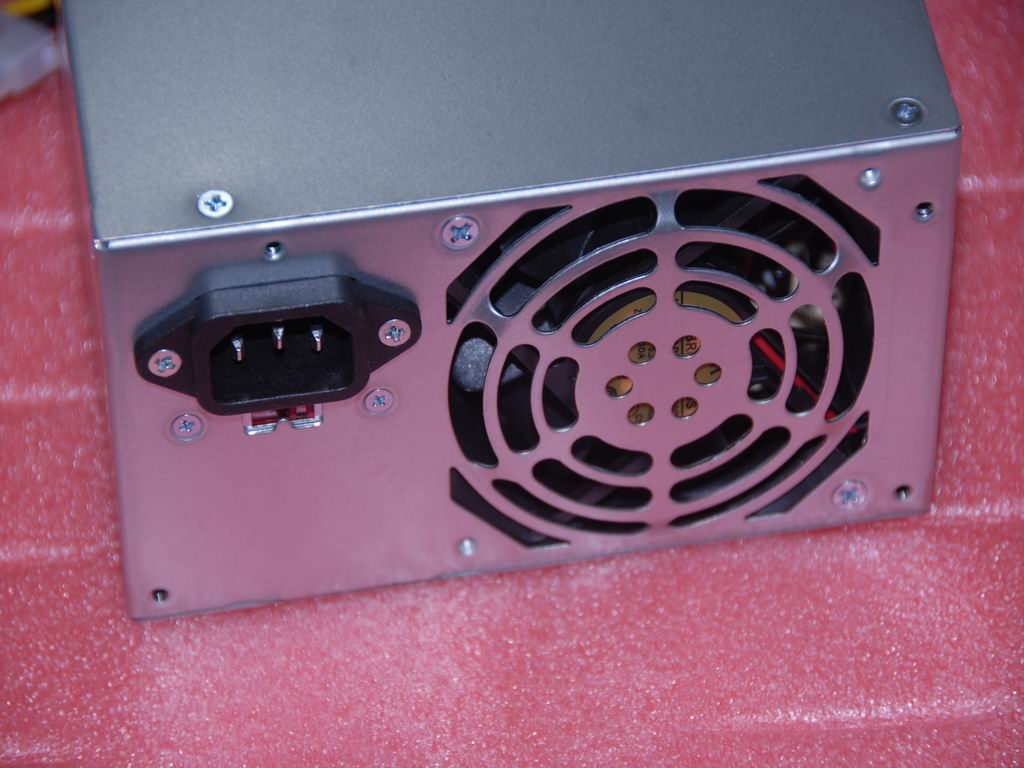 Lenovo Power Supply Acbel Pc8061-El1G - 36001847