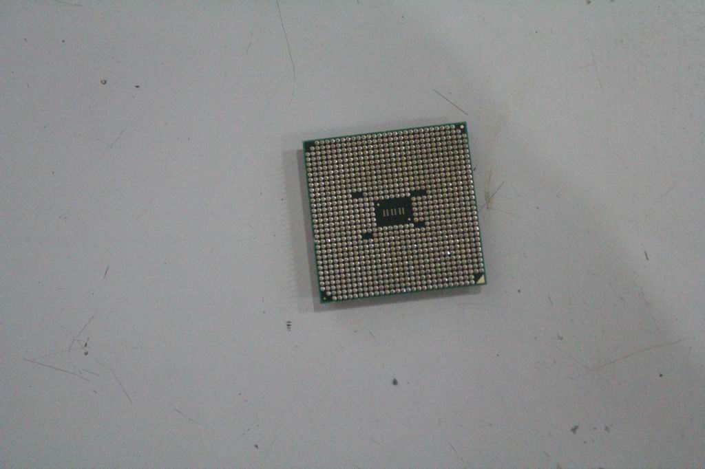 Lenovo Cpu Amd A8-6500 3.5/4M/4C/1866 - 1100821