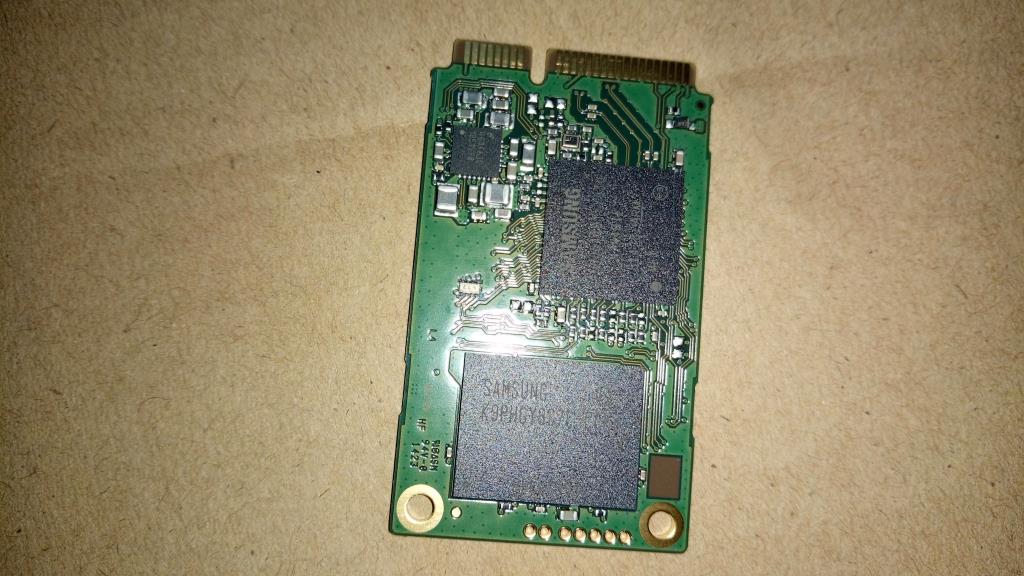 Lenovo Ssd 64Gb Samsung Mzmpf064Hcgm- - 16200562