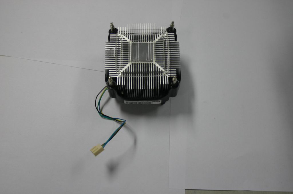 Lenovo Ts Cet5A62839B6 84W Cpu (R) - 31032050