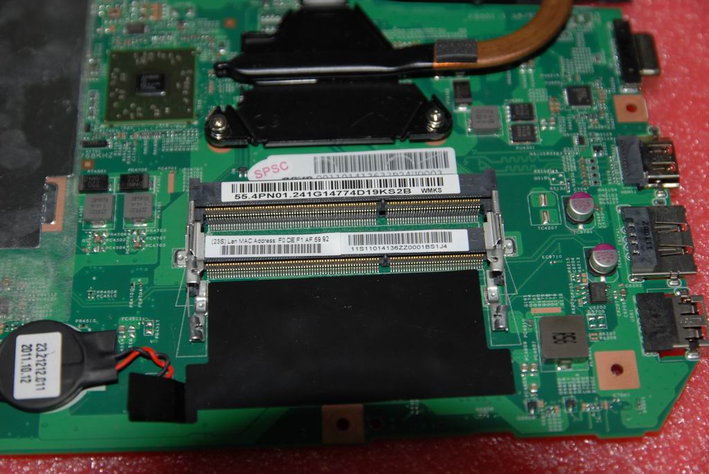 Lenovo Mb Uma E300 1.3G W/Bt Wo/3G Lb - 11014136