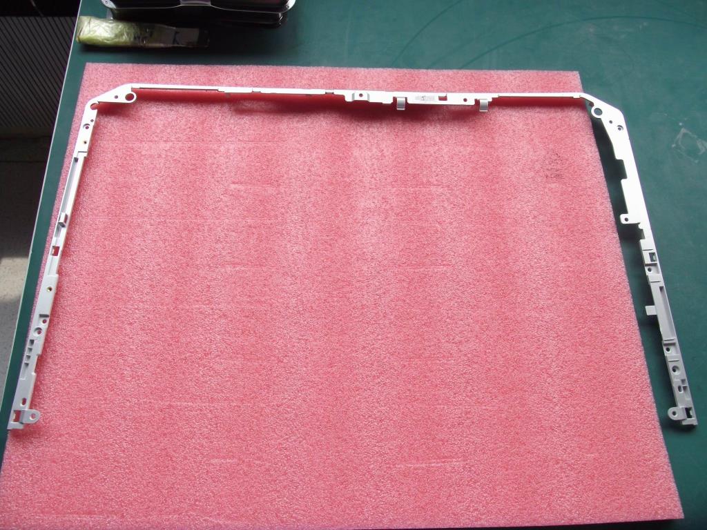 Lenovo Mainframe Middle Case B320 Non - 31050385