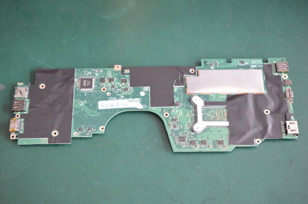 Lenovo i7-8650U UMA, 16GB RAM, WIN, YTYA - 02DA028