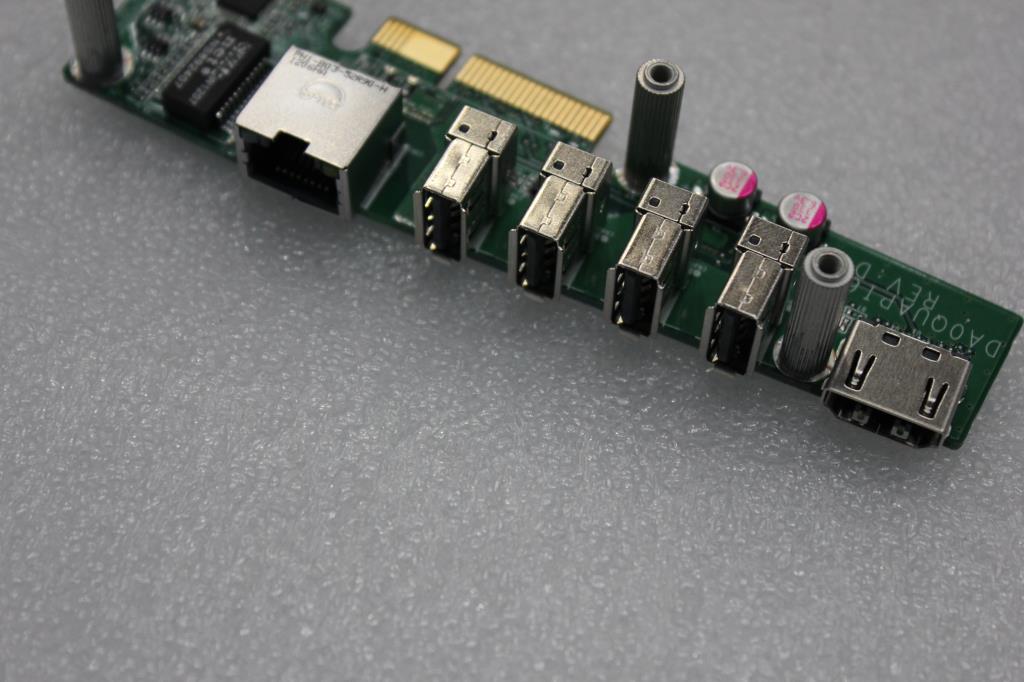 Lenovo Board C320 Back Io Board W/Hdm - 90000275