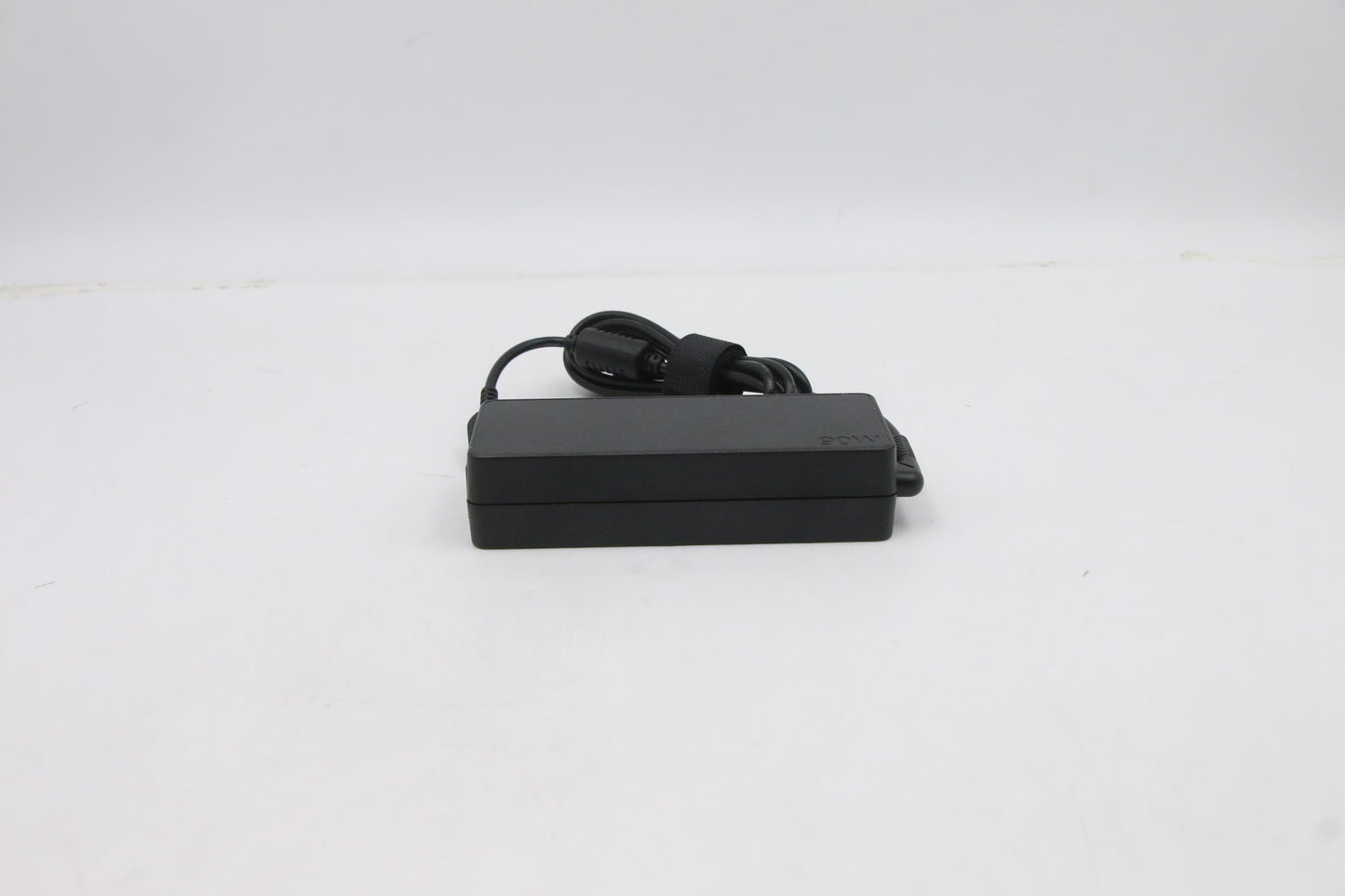 Lenovo AC Adapter, Rectangle, 90W, 3P, Black - 5A10V03249