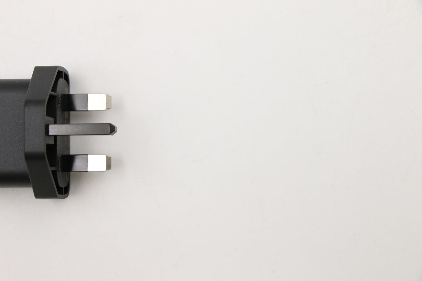 Lenovo 10W,5Vdc,2P,Uk,Acb - 5A10W86238