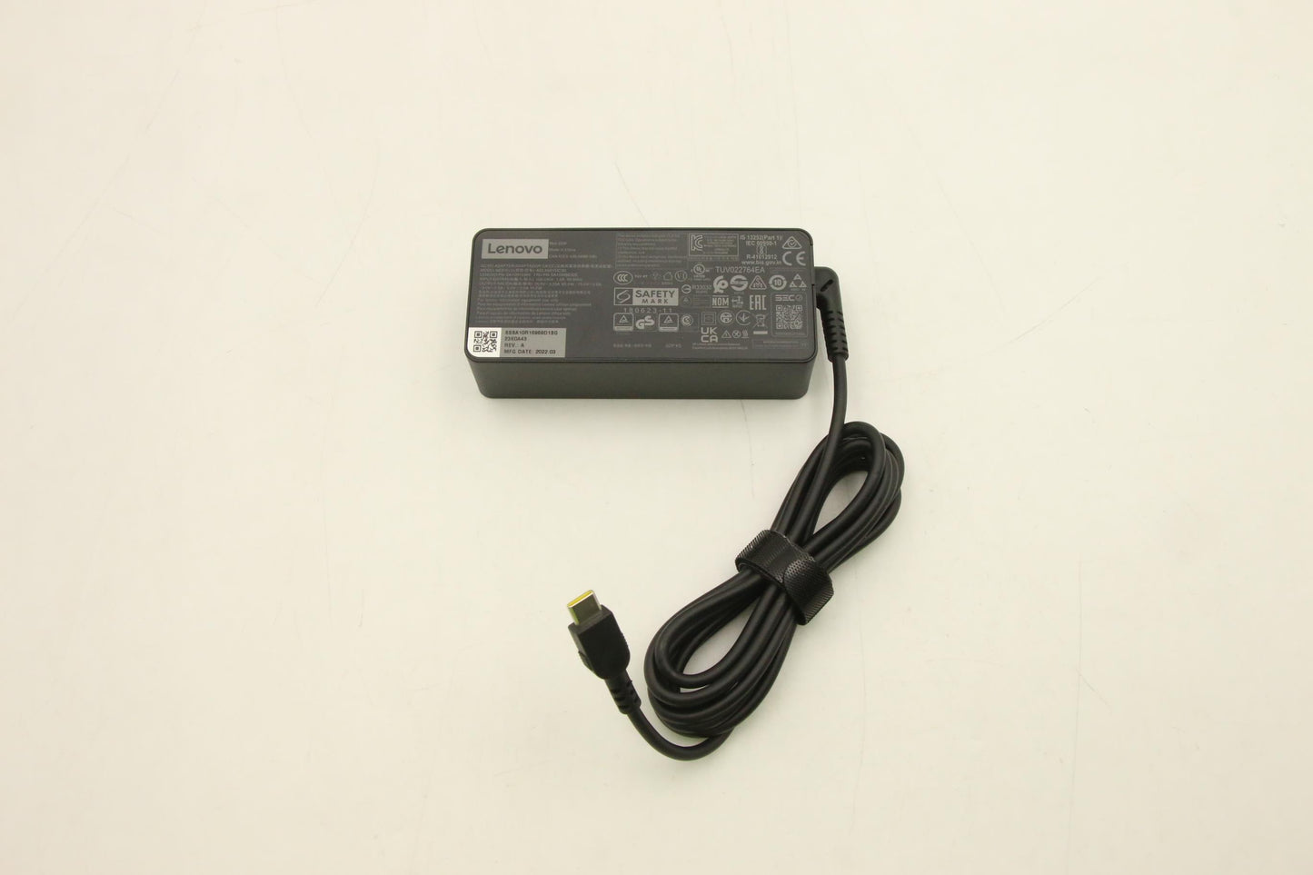 Lenovo 65W Type-C AC Adapter, 3-Prong, Black - 5A10W86302