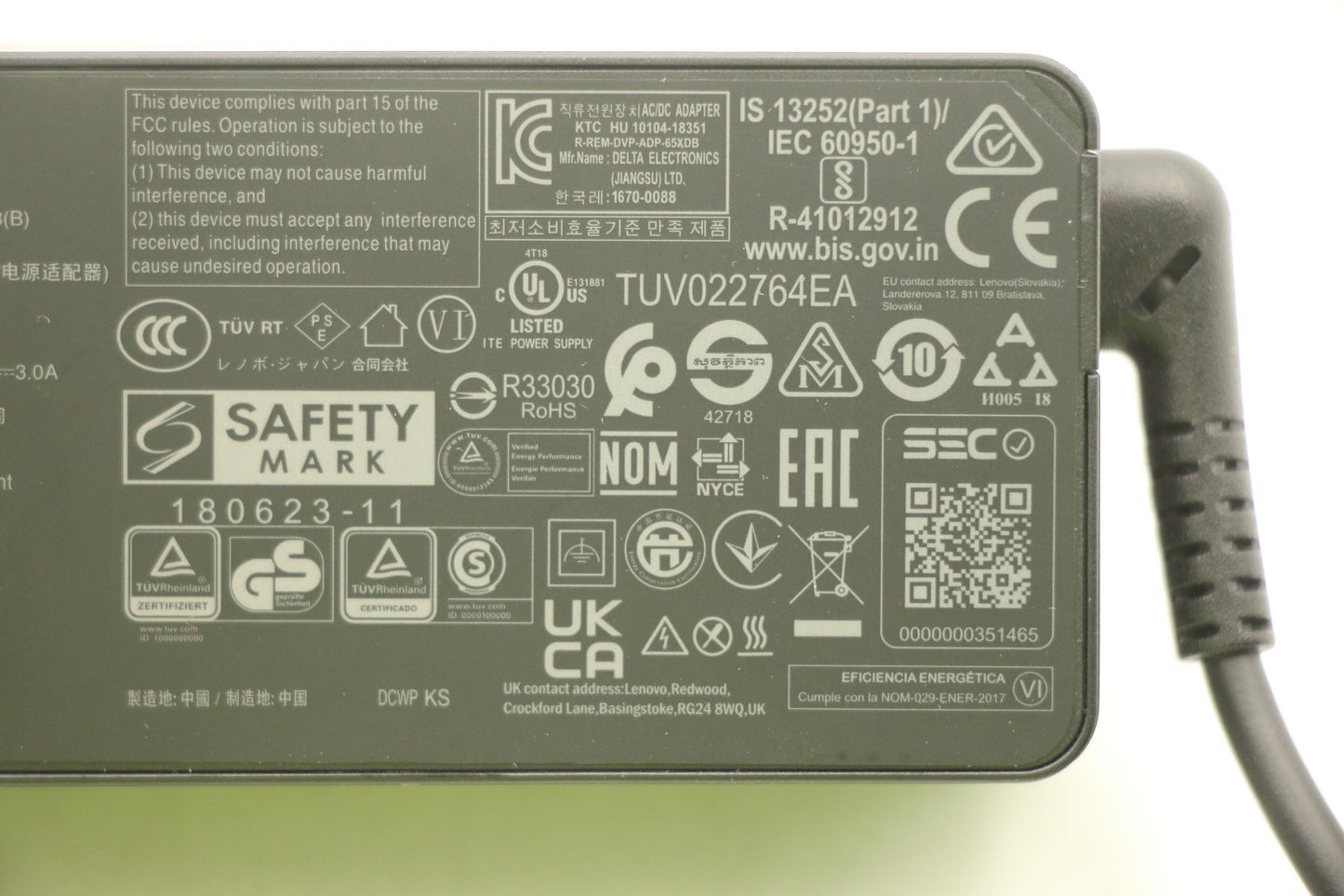 Lenovo 65W Type-C AC Adapter, 3-Prong, Black - 5A10W86302