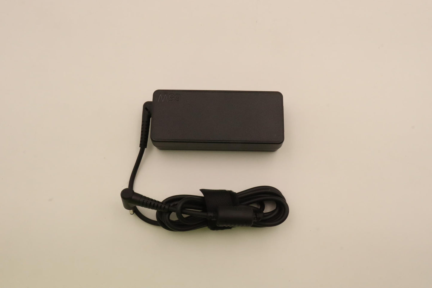 Lenovo AC Adapter, Round, 65W, 3P, Black - 5A11H02891
