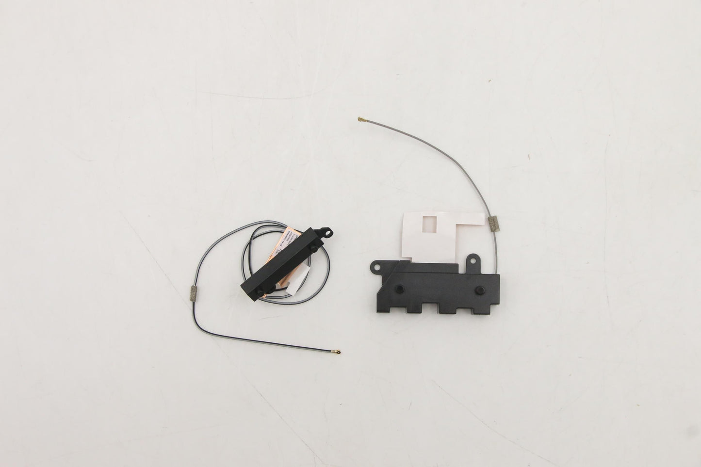 Lenovo P15 MIMO Antenna Kit for WLAN/WWAN - 5A30Z88136