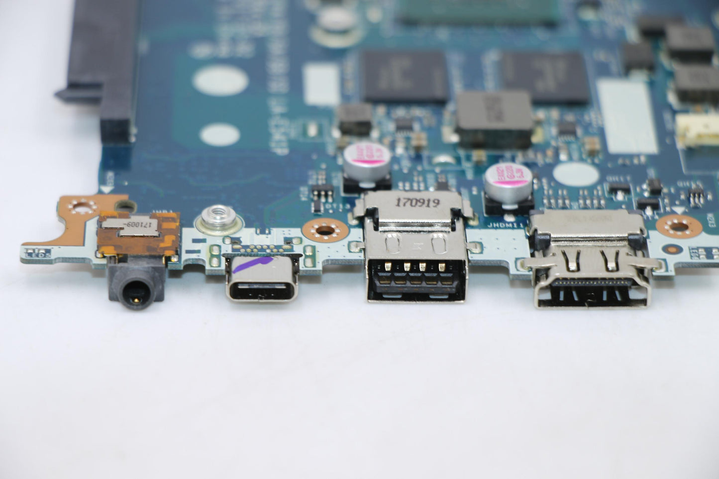 Lenovo Motherboard with i5, 2GB Graphics, Fingerprint, and Backlit Keyboard - 5B20Q13014