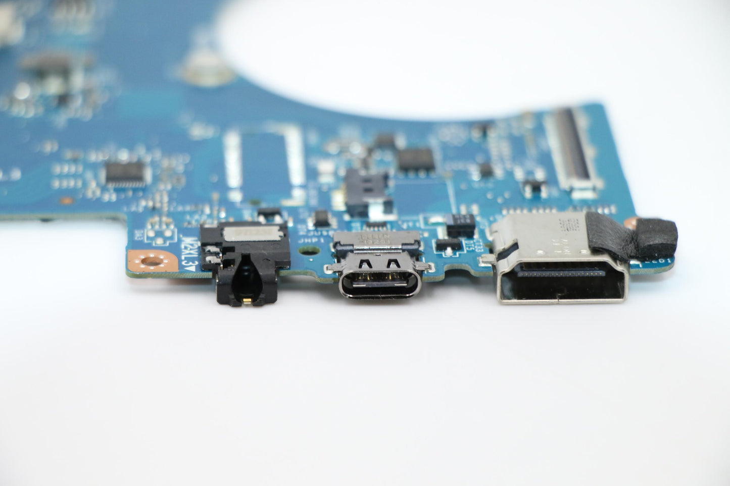 Lenovo System Board, R5 Processor, UMA Graphics, 4GB RAM, Fingerprint Reader, Windows - 5B20S41878