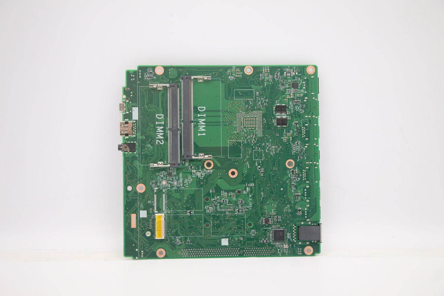 Lenovo Bdplanar Mb Fru No Dpk M75Q Ce - 5B20U54757