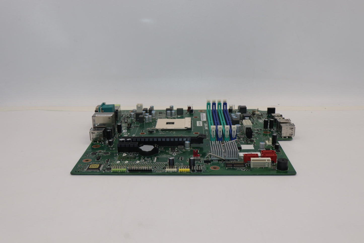 Lenovo Bdplanar Mb Am4 Cz Pro 565 Win - 5B20U55130