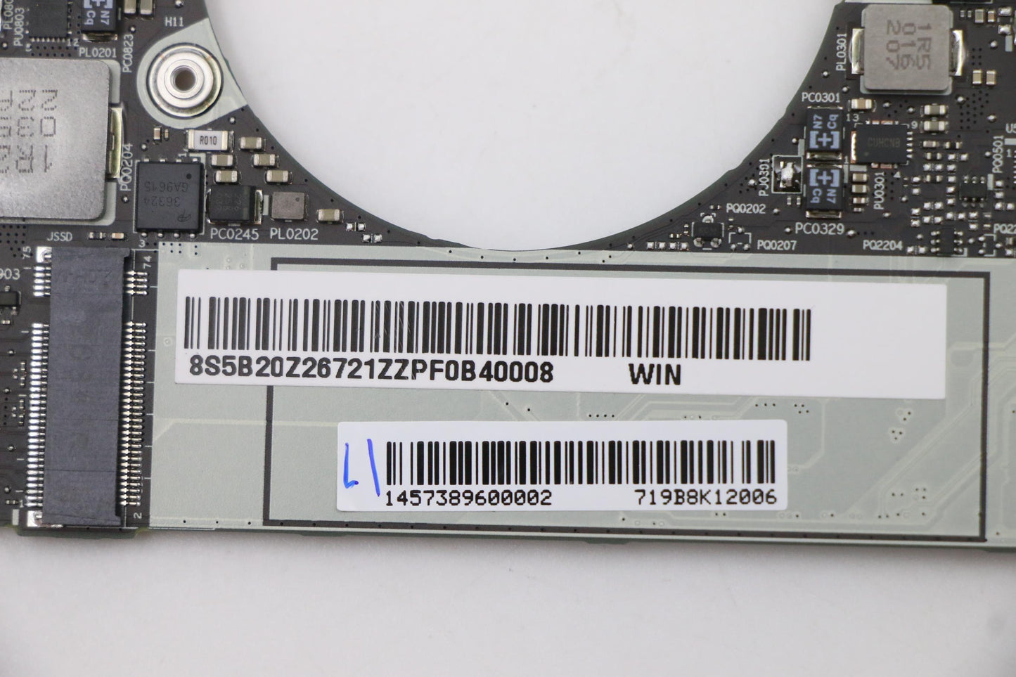 Lenovo Motherboard L82BG, i5-1135G7, UMA, 8GB RAM, Wi-Fi AX - 5B20Z26721