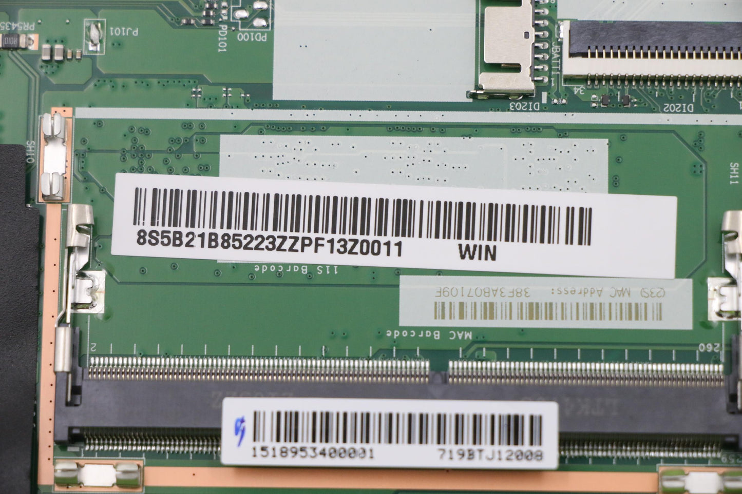 Lenovo Motherboard, R5-5700U, UMA, 4GB RAM, Windows - 5B21B85223