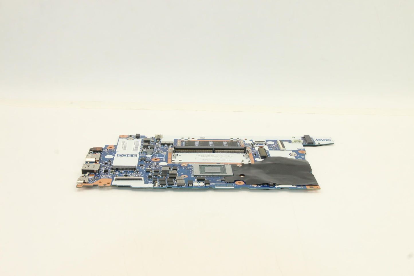 Lenovo BDPLANAR Motherboard, AMD Ryzen 5 4650U, 8GB RAM, Windows, Non-Dedicated Graphics - 5B21B88628