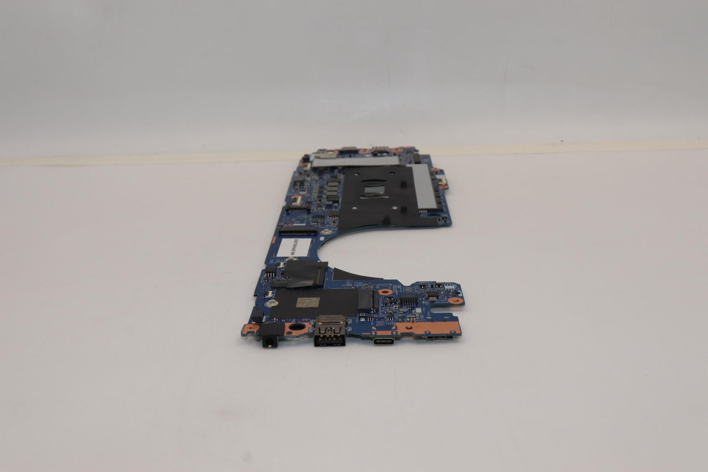 Lenovo Motherboard with R7 PRO 5875U, 16GB RAM, Windows - 5B21E18335