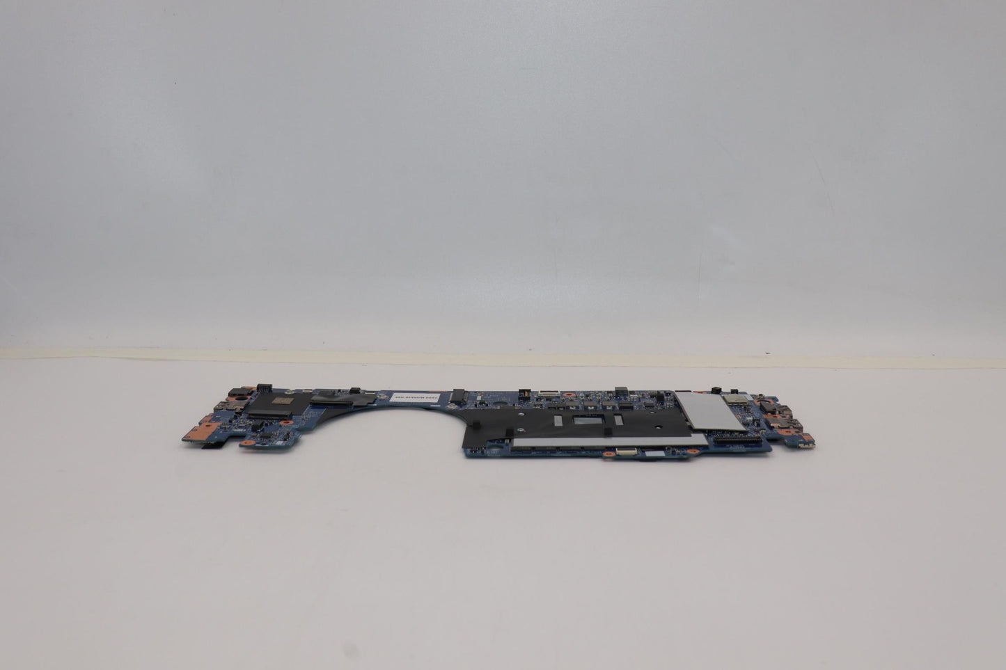 Lenovo Motherboard with R7 PRO 5875U, 16GB RAM, Windows - 5B21E18335