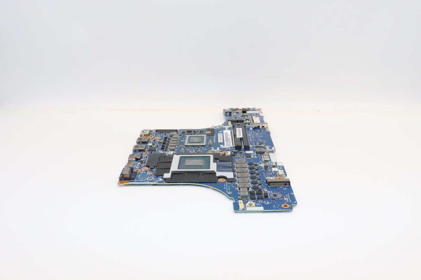 Lenovo Motherboard L82RG, R7-6800H, RTX 3060, 6GB RAM - 5B21F65786