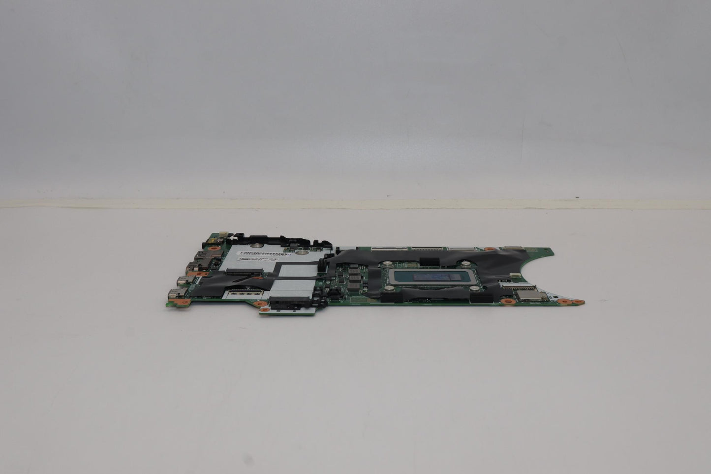 Lenovo Motherboard with i7-1270P, 32G, AX211, vPro for Windows - 5B21H65390