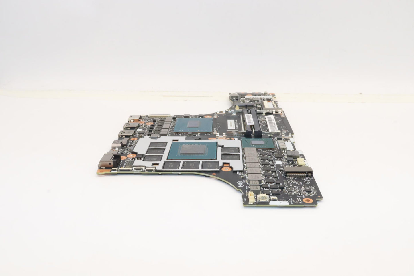 Lenovo Bdplanar Mb L82Tdi7Rtx3070Ti8G - 5B21J11015