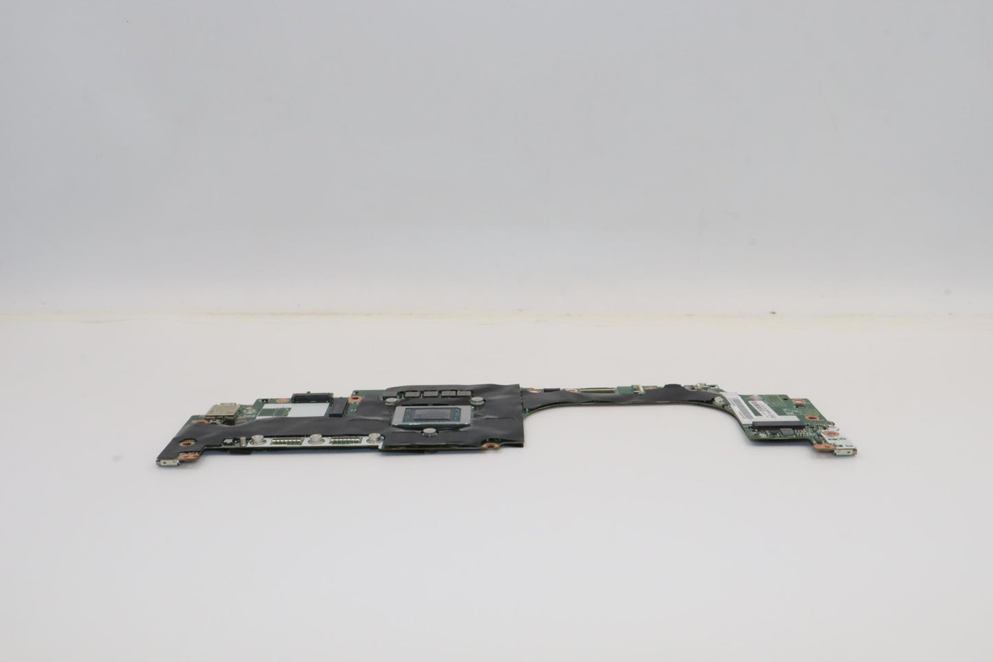 Lenovo Motherboard Ryzen 7, 16GB RAM, TPM 2.0, Windows DPK - 5B21J41211