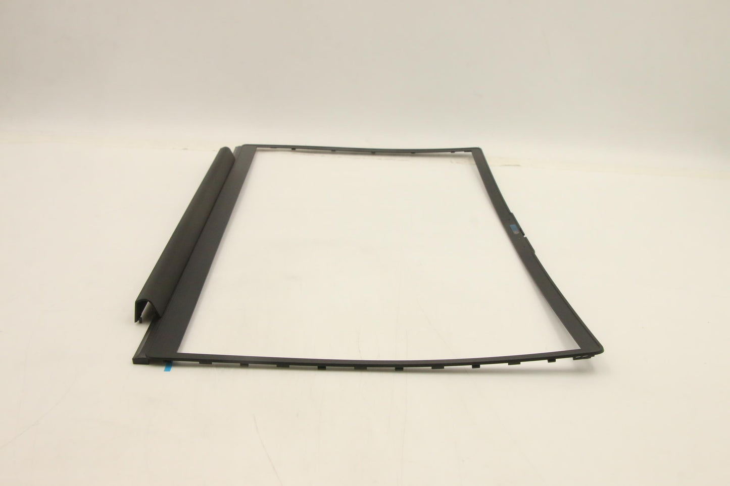 Lenovo LCD Bezel for L 82KB - 5B30S19000
