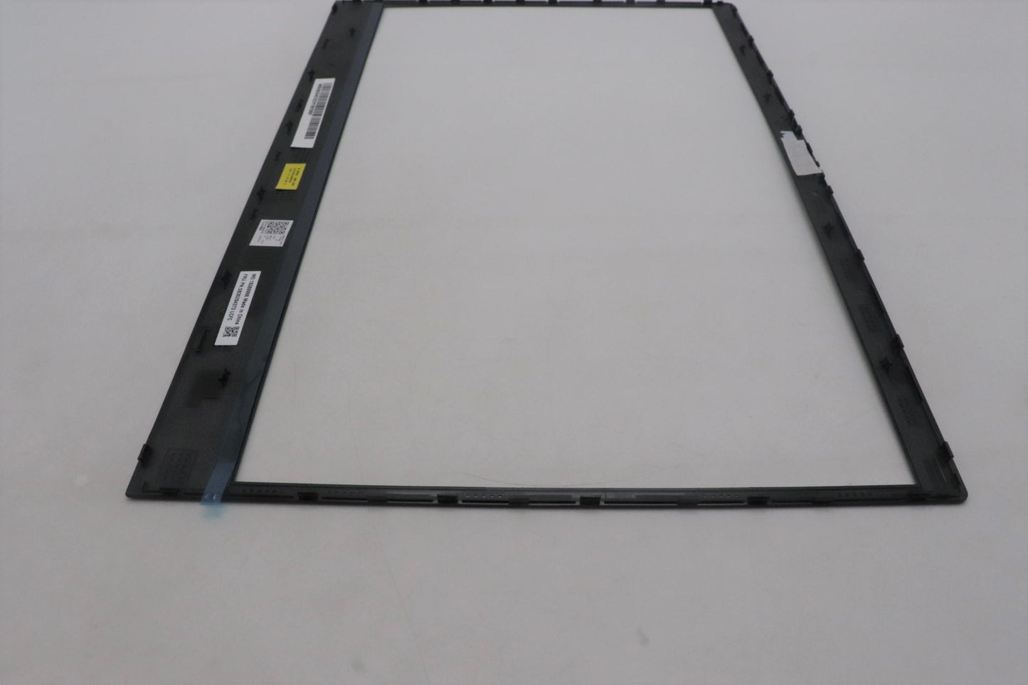 Lenovo LCD Bezel for E14, Without Camera Shutter - 5B30Z84373