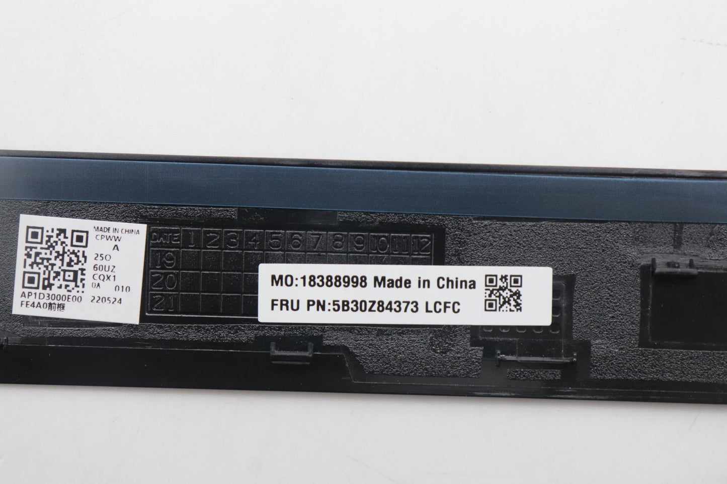 Lenovo LCD Bezel for E14, Without Camera Shutter - 5B30Z84373